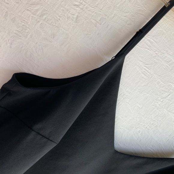 Banana Republic Fine Wool V-neck Camisole Black Summer Weight Wool Blend… - Picture 4 of 8